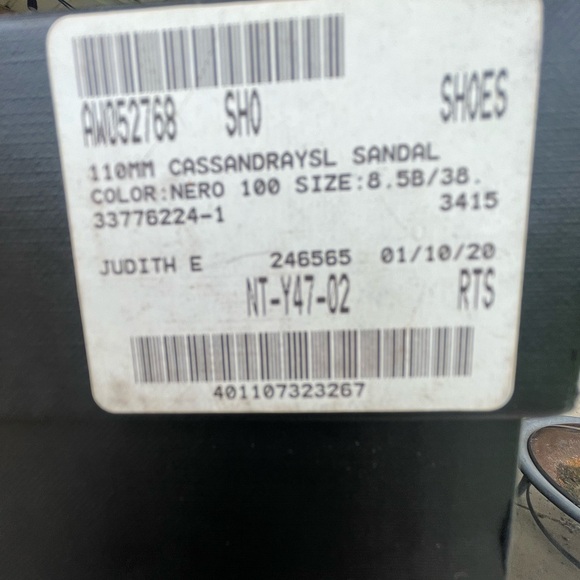 Ysl Cassandra Sandal -8.5 On Sale Now! Worn twice, EXCELLENT CONDITION - Picture 5 of 9